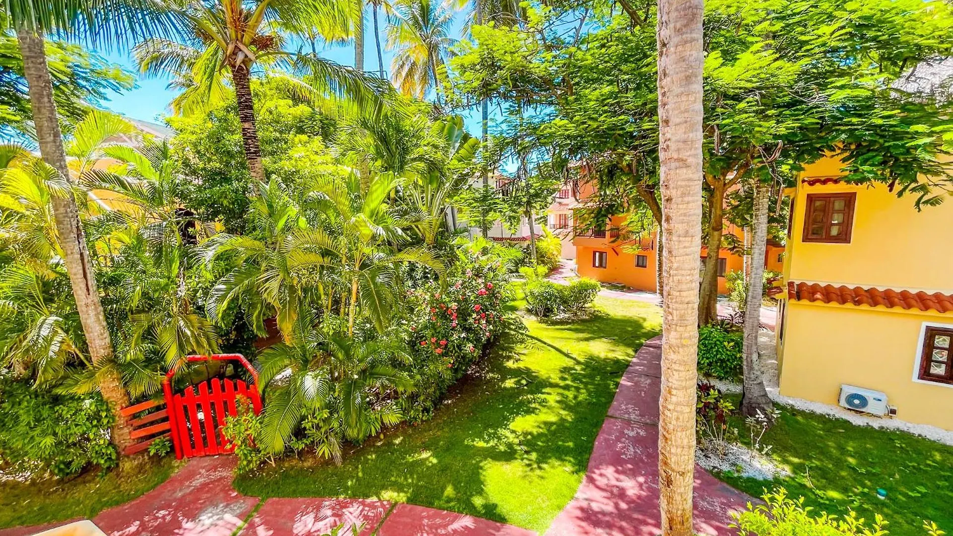 *****  Bavaro Casas Beach Hotel Garden View Wifi Bbq Los Corales Beach Club & Spa Punta Cana Dominican Republic